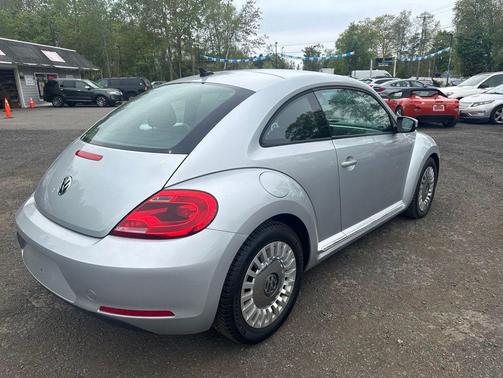 Reflex Silver Metallic 2014 Volkswagen Beetle 1.8T