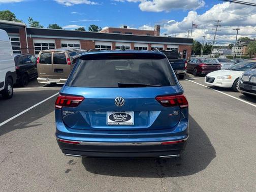 Silk Blue Metallic 2018 Volkswagen Tiguan 2.0T SE 4MOTION