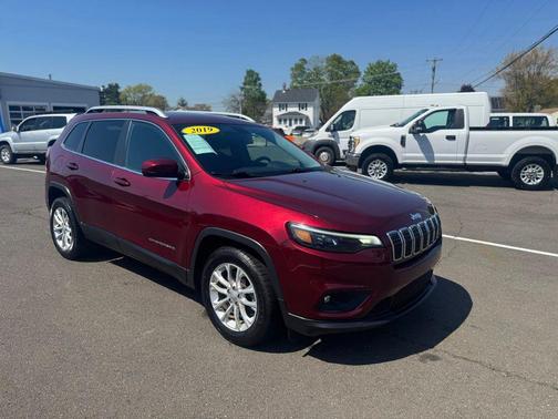 Velvet Red Pearlcoat 2019 Jeep Cherokee Latitude