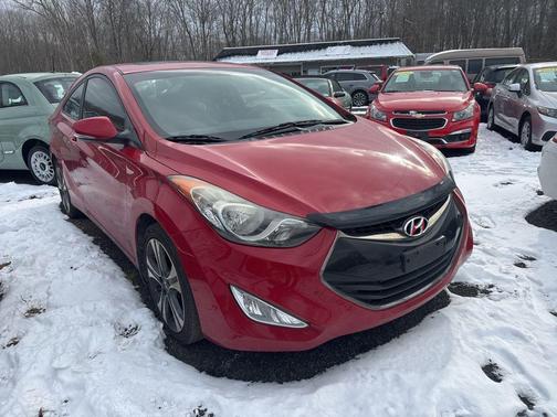 2013 Hyundai ELANTRA SE