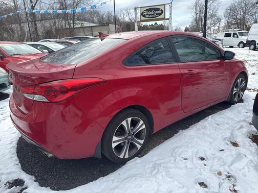 2013 Hyundai ELANTRA SE