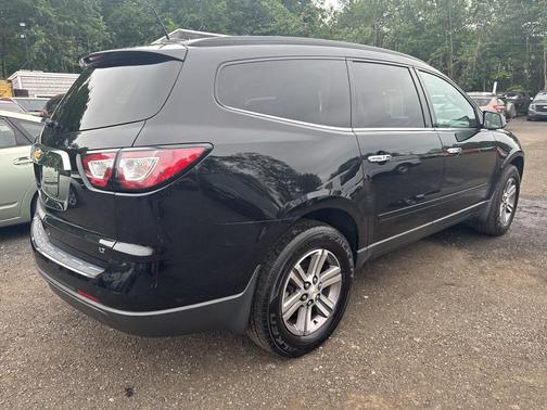 2017 Chevrolet Traverse 2LT