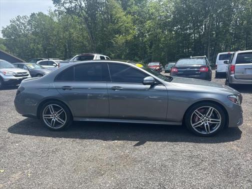 2017 Mercedes-Benz E-Class 4MATIC