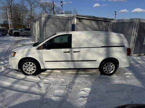 2014 RAM Cargo Tradesman