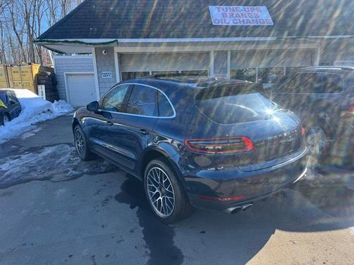 2017 Porsche Macan S