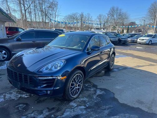 2017 Porsche Macan S