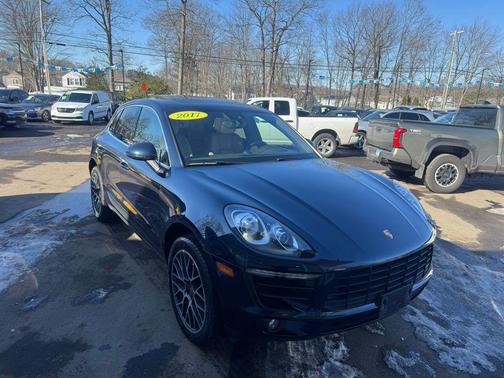 2017 Porsche Macan S