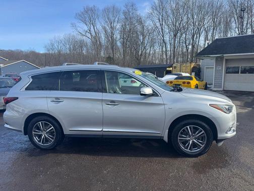2017 INFINITI QX60 Base