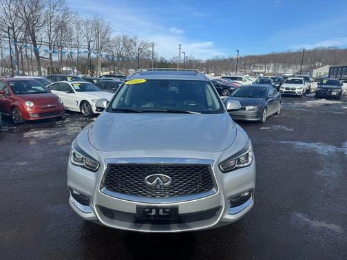 2017 INFINITI QX60 Base