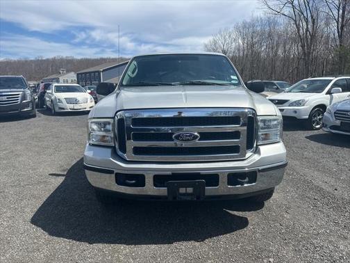 2005 Ford Excursion XLS