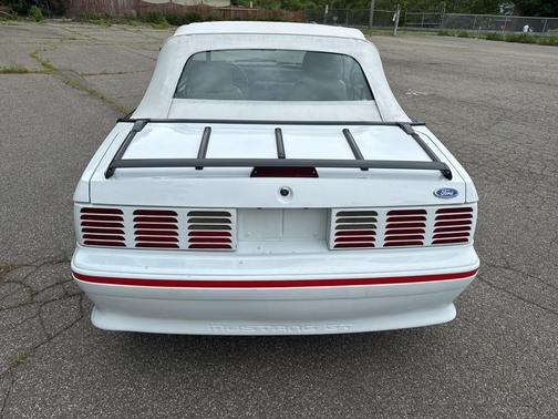 1989 Ford Mustang GT