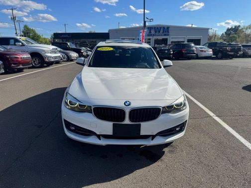 Alpine White 2017 BMW 330 Gran Turismo xDrive