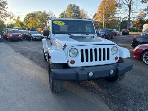 2012 Jeep Wrangler Unlimited Sahara
