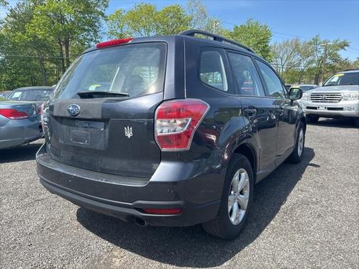 2016 Subaru Forester 2.5i