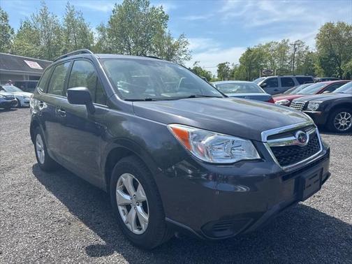 2016 Subaru Forester 2.5i