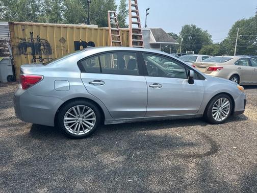 2012 Subaru Impreza 2.0i Limited