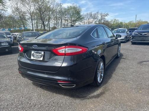 2013 Ford Fusion SE