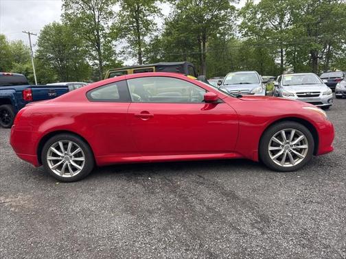 2013 INFINITI G37x Base