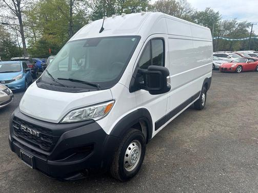 Bright White Clearcoat 2023 RAM ProMaster 2500 High Roof