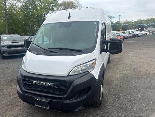 Bright White Clearcoat 2023 RAM ProMaster 2500 High Roof