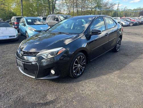 Black Sand 2014 Toyota Corolla S Plus