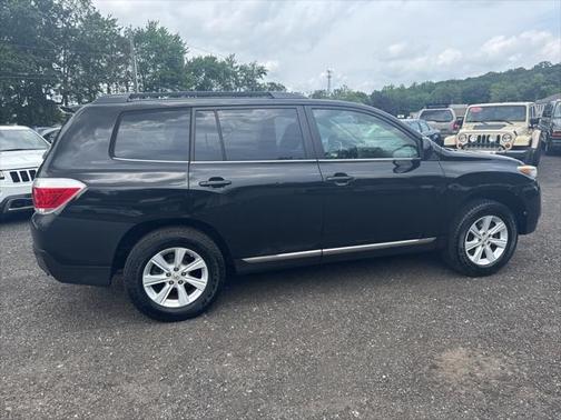 2012 Toyota Highlander SE