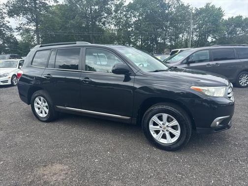 2012 Toyota Highlander SE