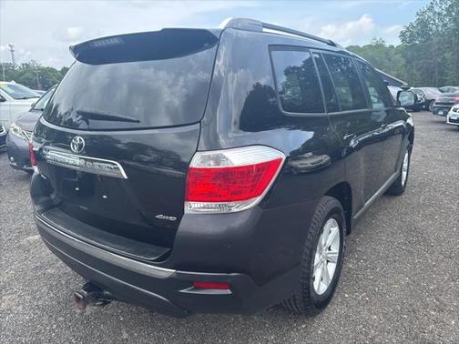 2012 Toyota Highlander SE