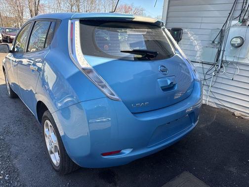 Blue Ocean 2012 Nissan Leaf SL