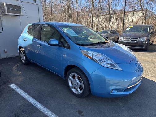 Blue Ocean 2012 Nissan Leaf SL