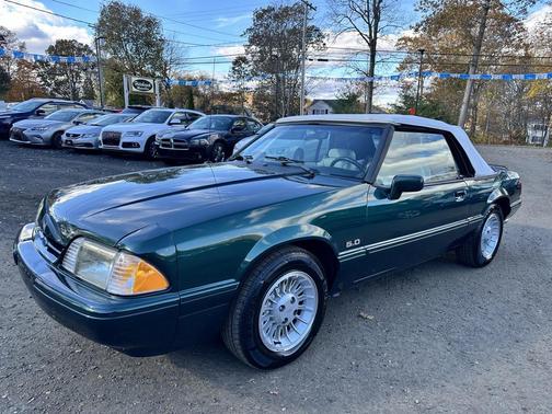 1990 Ford Mustang LX 5.0L Sport