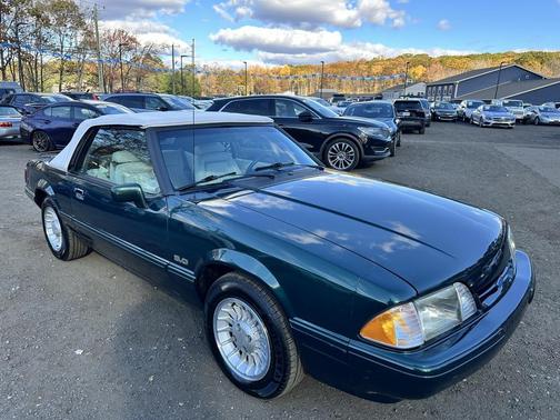 1990 Ford Mustang LX 5.0L Sport