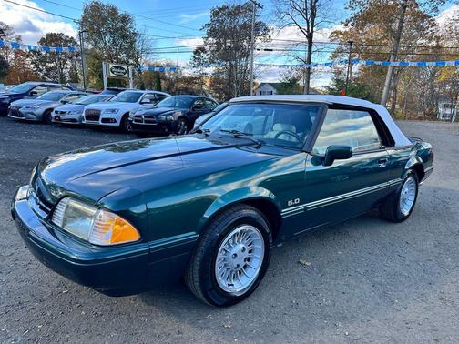 1990 Ford Mustang LX 5.0L Sport
