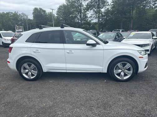 2018 Audi Q5 2.0T Premium Plus