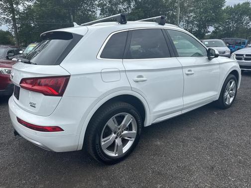 2018 Audi Q5 2.0T Premium Plus