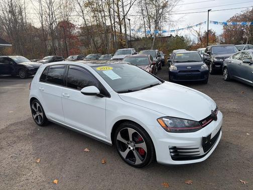 2017 Volkswagen Golf GTI 2.0T SE 4-Door
