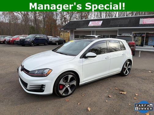 2017 Volkswagen Golf GTI 2.0T SE 4-Door