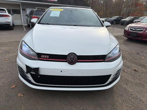2017 Volkswagen Golf GTI 2.0T SE 4-Door