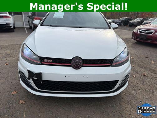 2017 Volkswagen Golf GTI 2.0T SE 4-Door