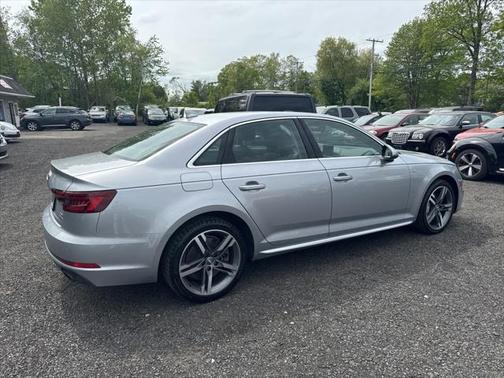 2018 Audi A4 2.0T Premium Plus