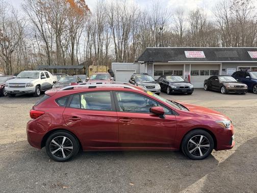 2023 Subaru Impreza Premium