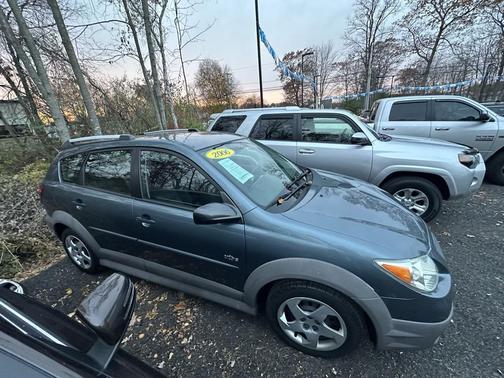 2006 Pontiac Vibe Base