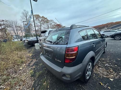 2006 Pontiac Vibe Base