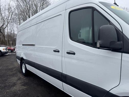 2020 Mercedes-Benz Sprinter 2500 High Roof