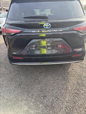 2023 Toyota Sienna Platinum 7 Passenger