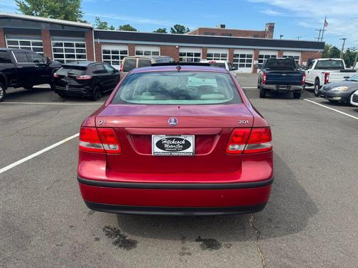 Maroon 2005 Saab 9-3 2.0T