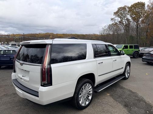2016 Cadillac Escalade ESV Platinum