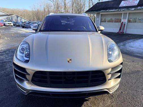 2015 Porsche Macan Turbo