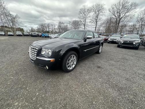 2010 Chrysler 300C Base