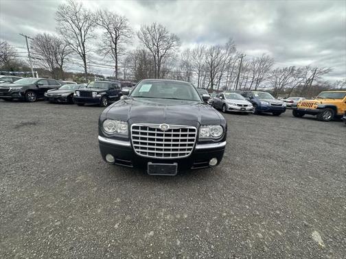 2010 Chrysler 300C Base